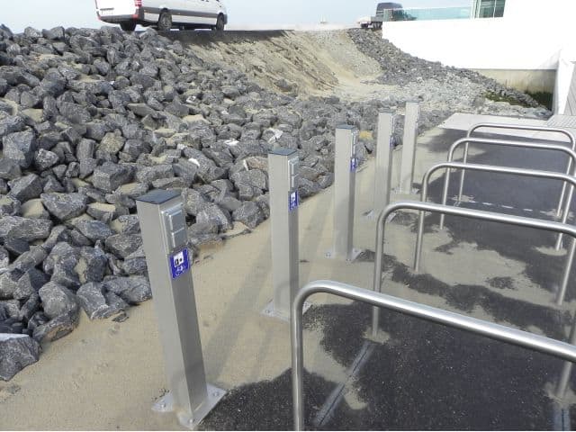 Edelstahl Fahrradladestation