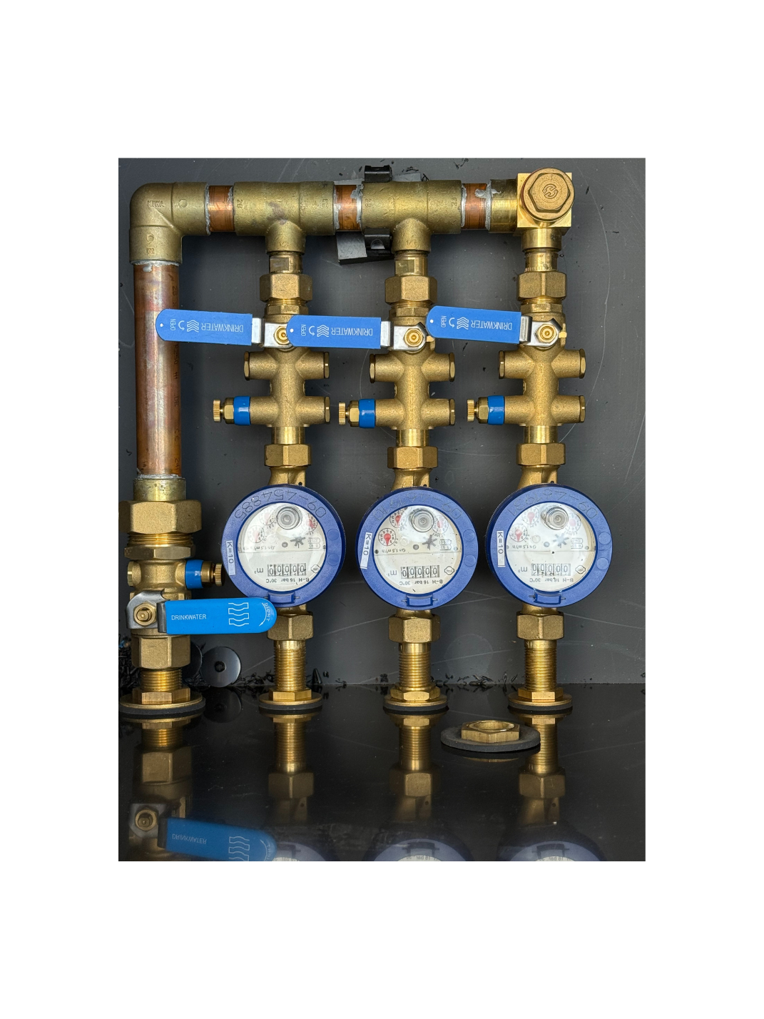 Watermeterput met 4 watermeters