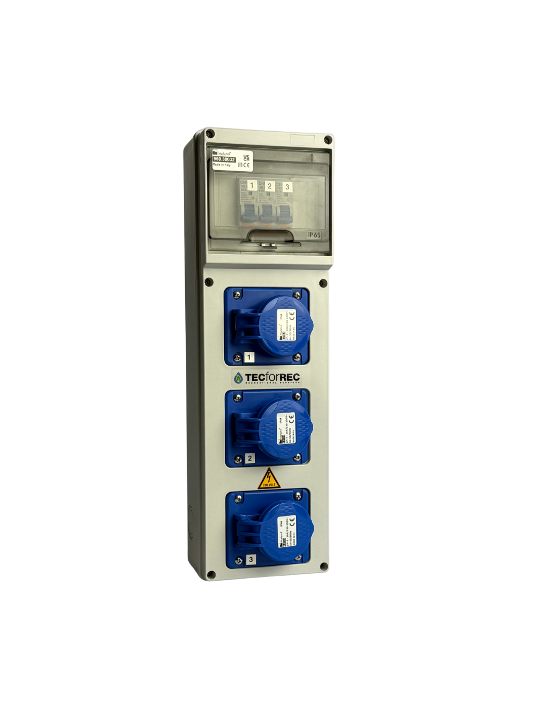 AANSLUITKAST Slim 3 WCD CEE 16A IP65 - GEMONTEERD